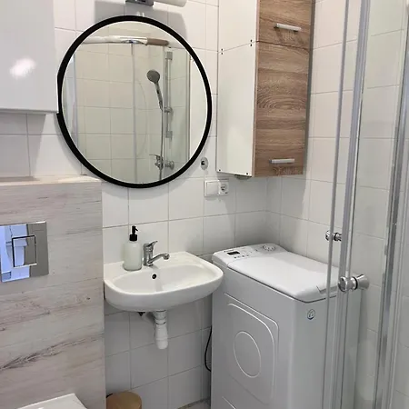 Ohmyhome-ogrodowa ורשה